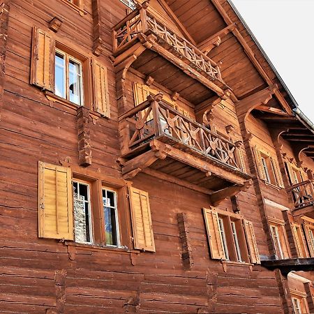 Alpina Lodge Bed & Breakfast Tschiertschen Bagian luar foto