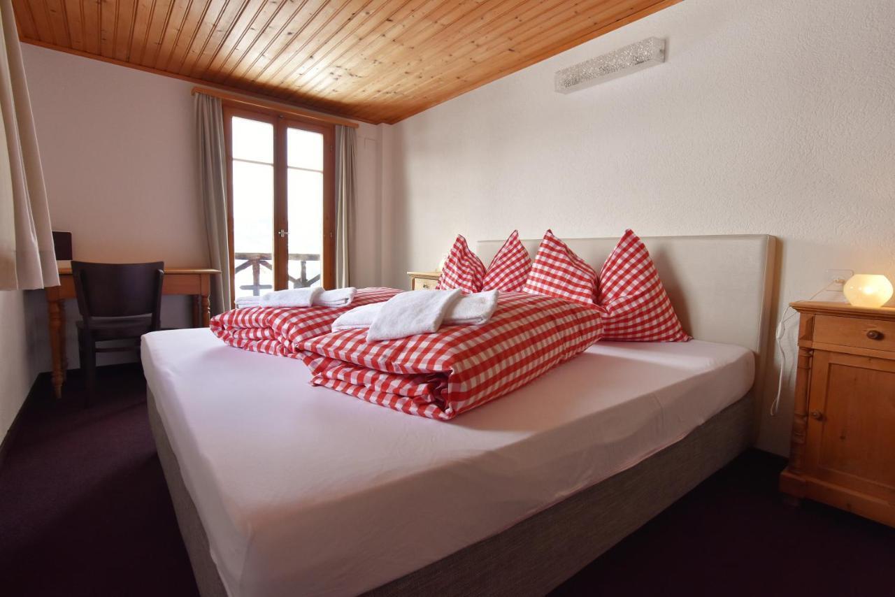 Alpina Lodge Bed & Breakfast Tschiertschen Bagian luar foto