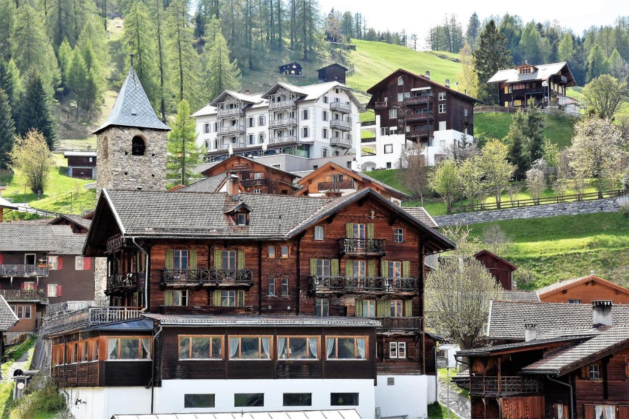 Alpina Lodge Bed & Breakfast Tschiertschen Bagian luar foto
